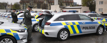 Nové policajné autá