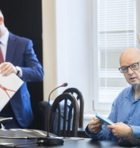 Na snímke obžalovaný Pavol R. na súdnom pojednávaní v kauze Maják nádeje 26. apríla 2023 v Bratislave. Foto: TASR