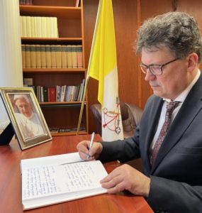 Ďalší politický prestup. Do mimoparlamentného KDH prichádza bývalý minister školstva Ján Horecký