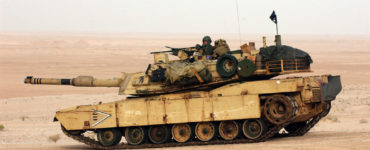 Tank M1 Abrams je hlavný bojový tank USA.