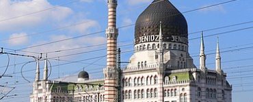 Mešitu v Drážďanoch, hlavnom meste nemeckej spolkovej krajiny Sasko, sa v utorok neskoro večer pokúsil zapáliť 34-ročný muž