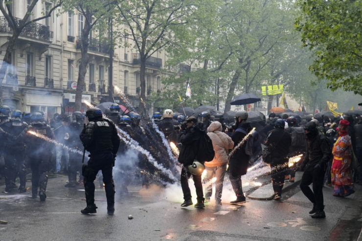 Tvrdé protesty vo Francúzsku