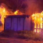 Najmenej osem obetí si vyžiadal požiar, ktorý vypukol v noci na štvrtok v Brne.