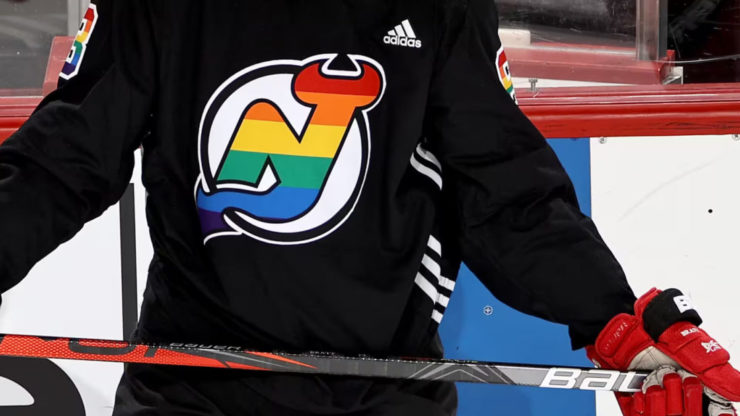Hokejová NHL zakázala podporu LGBTI