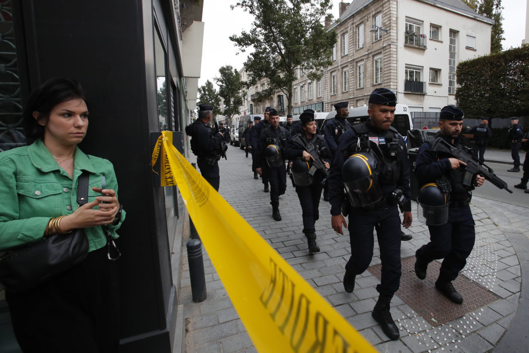 Brut&aacute;lna smrť 11-ročnej &scaron;kol&aacute;čky vyvolala vo Franc&uacute;zsku protesty a hnev | Spr&aacute;vy zo zahraničia