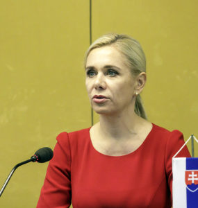 Saková upokojuje Slovákov