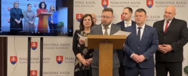 Tlačová konferencia SNS