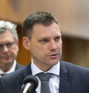 Zamestnanci sa bránia
