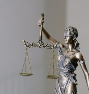 justicia, spravoldivost, pravo