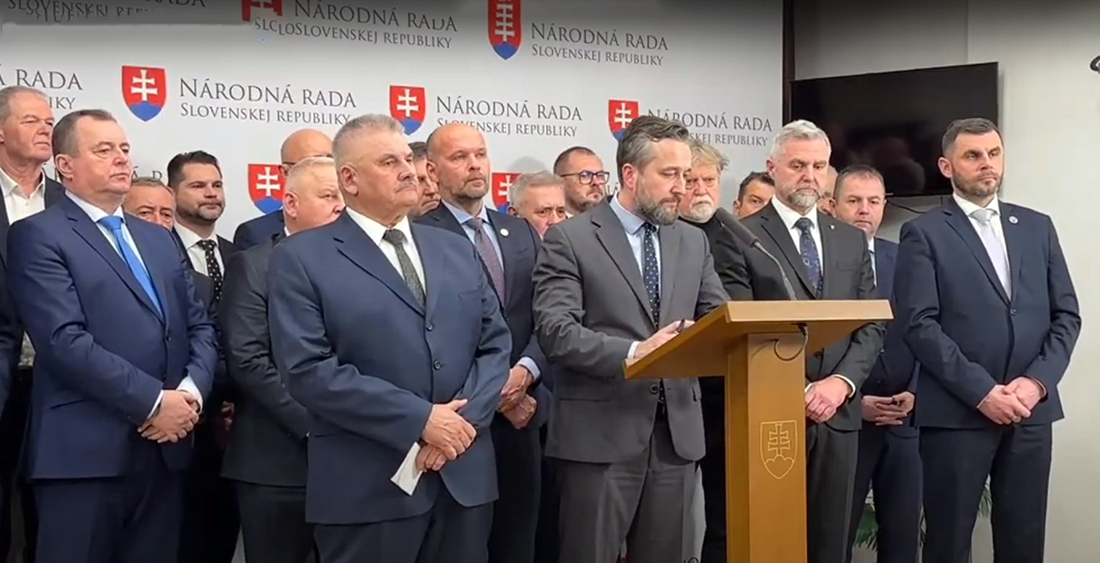 Smer: Naď p&aacute;cha politick&uacute; samovraždu! | Dom&aacute;ca politika
