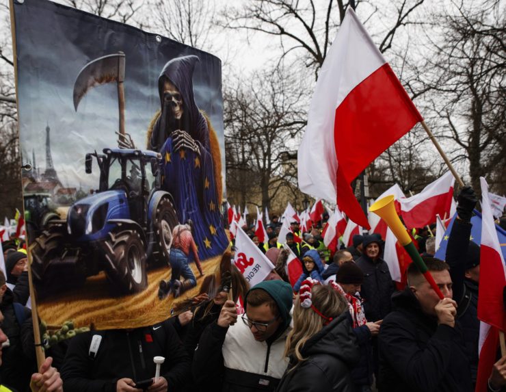 Poľskí farmári protestujú proti dovozu z Ukrajiny