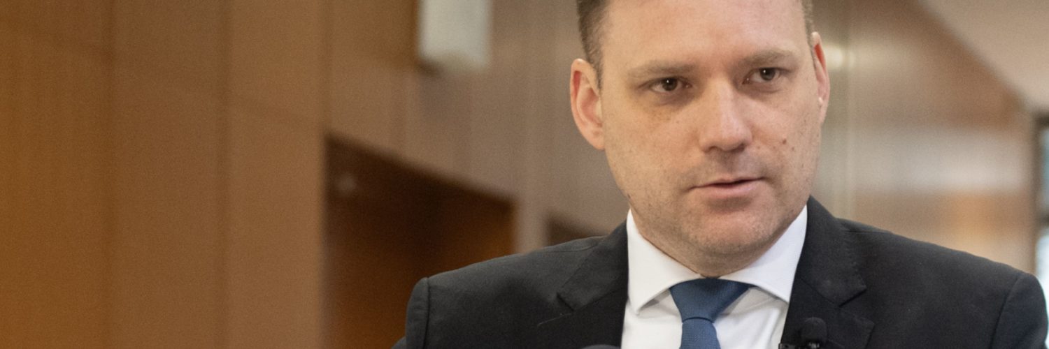 Na snímke podpredseda vlády a minister životného prostredia SR Tomáš Taraba (nominant SNS)