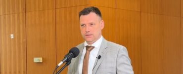 Podpredseda vlády a minister životného prostredia SR Tomáš Taraba • SNS