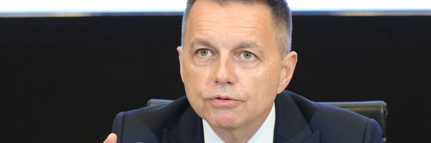 Na snímke Peter Kažimír