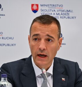 minister školstva, vedy, výskumu, vývoja a mládeže SR Tomáš Drucker