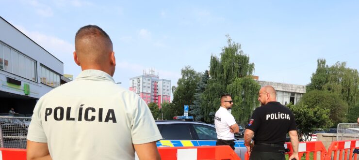 V meste Rimavská Sobota platia pre stredajšie výjazdové rokovanie vlády SR prísne bezpečnostné opatrenia.
