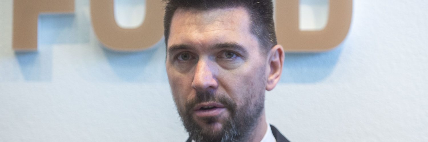 minister pôdohospodárstva a rozvoja vidieka SR Richard Takáč (Smer-SD)