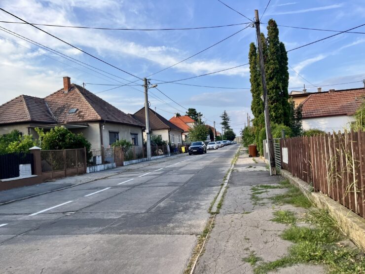 Letecká ulica. Často pripomína tankodrom