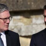 Nový britský premiér Keir Starmer a francúzsky prezident Emmanuel Macron