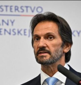 Minister obrany Robert Kaliňák (Smer-SSD)