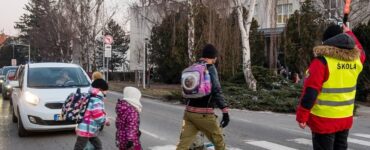 Seniori môžu pomáhať k zvýšeniu bezpečnosti na cestách, foto malacky.sk