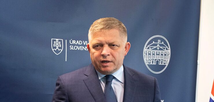 Predseda vlády SR Robert Fico (Smer-SD)