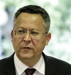 minister financií SR Ladislav Kamenický (Smer-SD)