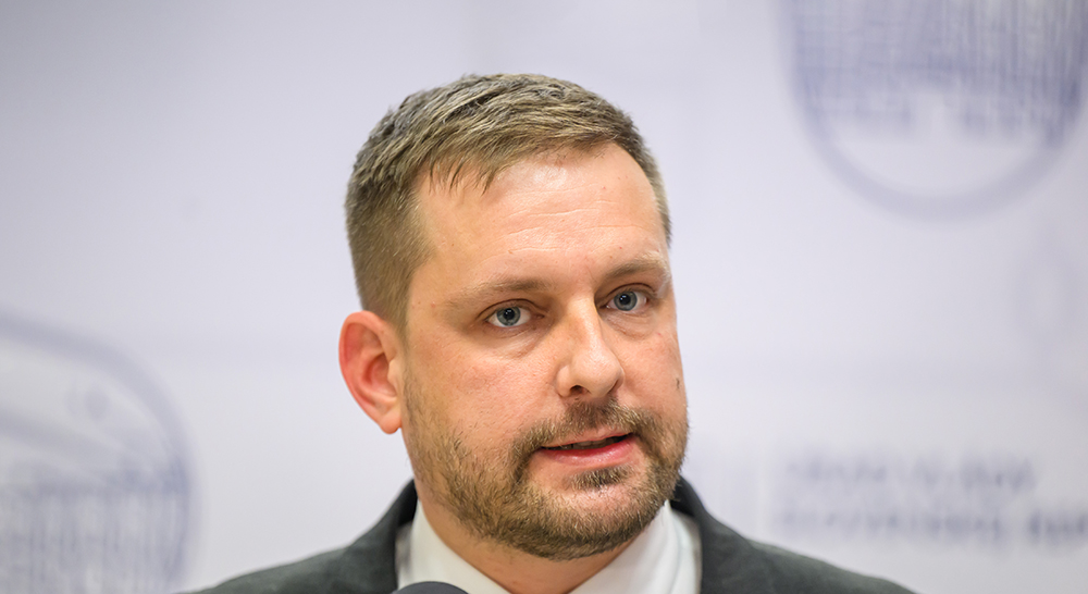 Nemocnice sa pripravuj&uacute; na n&aacute;ročn&eacute; letn&eacute; mesiace: Minister vyzval zdrav&yacute;ch ľud&iacute; k d&ocirc;ležit&eacute;mu kroku | Dom&aacute;ca politika