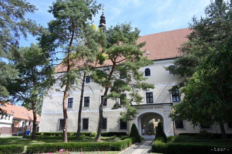 Západoslovenské múzeum, TASR