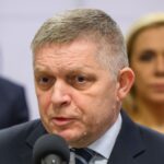 predseda vlády SR Robert Fico (Smer-SD)