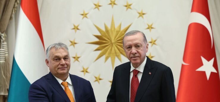 maďarský premiér Viktor Orbán (vľavo) a turecký prezident Recep Tayyip Erdogan