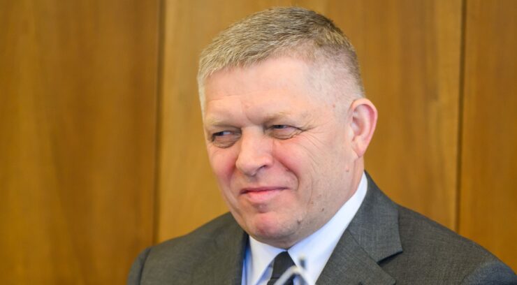 Na snímke predseda vlády SR Robert Fico (SMER-SD) počas Výboru NR SR pre európske záležitosti v Bratislave