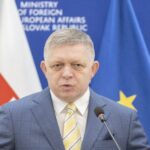 predseda vlády SR Robert Fico (Smer-SD)