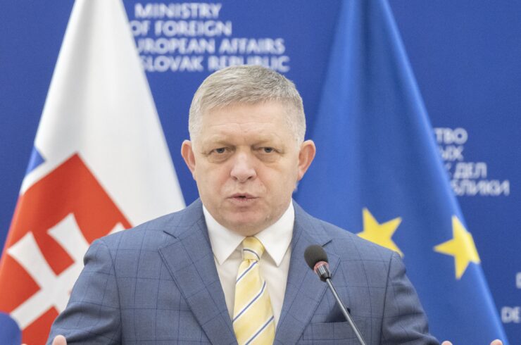 predseda vlády SR Robert Fico (Smer-SD)