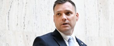 Na snímke podpredseda vlády a minister životného prostredia SR Tomáš Taraba (nominant SNS)