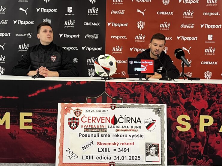 Tréner Spartaka Michal Gapark na pozápasovej tlačovej konferencií - zdroj redakcia eReport Trnava