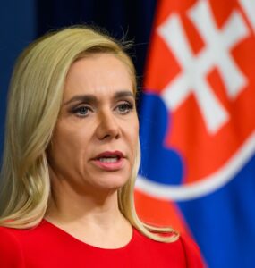 podpredsedníčka vlády a ministerka hospodárstva SR Denisa Saková (Hlas-SD)
