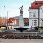 pamätník na Námestí SNP, foto trnava.sk