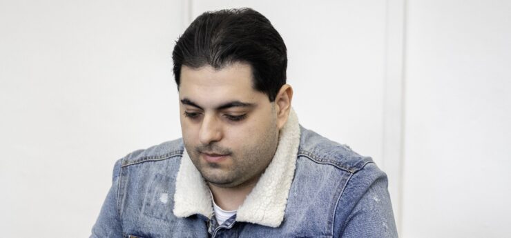 Na snímke René H., obvinený z prenevery financií na miestnom úrade (MiÚ) v bratislavskej Petržalke, stojí v súdnej sieni na Krajskom súde v Bratislave