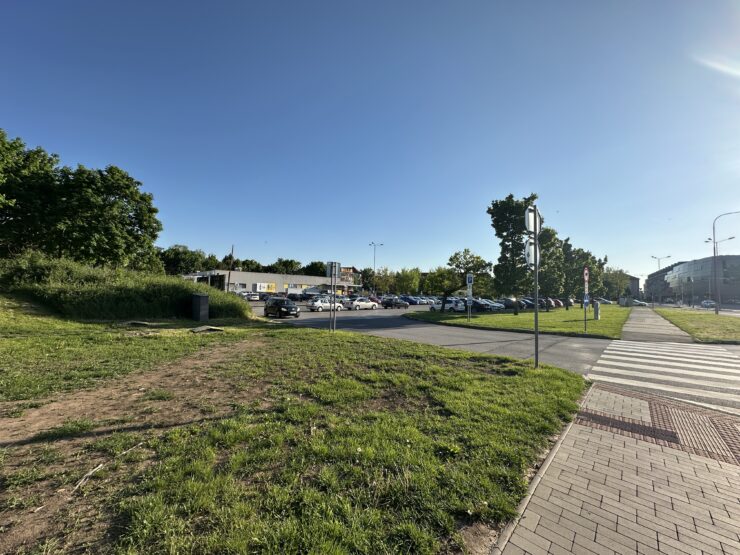 Pozemok na Spartakovskej, foto-redakcia eReport Trnava