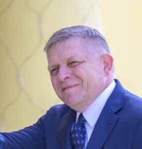 predseda vlády SR Robert Fico (Smer-SD)