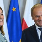 Poľský premiér Donald Tusk a predsedníčka Európskeho parlamentu Roberta Metsolová