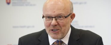 Na snímke minister zdravotníctva Českej republiky Vlastimil Válek