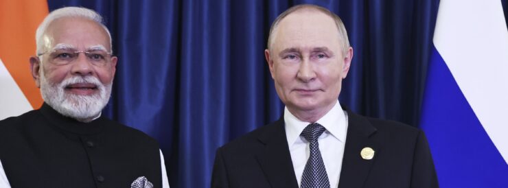 Na snímke ruský prezident Vladimir Putin a indický premiér Naréndra Módí,