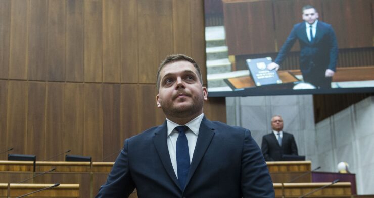 Na snímke Igor Melicher (Smer-SD)
