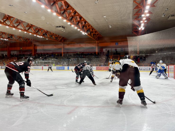 HK Gladiators - HC TEBS Bratislava, foto redakcia eReport Trnava