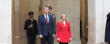 Na snímke talianska premiérka Giorgia Meloniová a český premiér Andrej Babiš