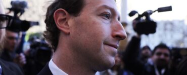Na snímke zakladateľ Facebooku Mark Zuckerberg