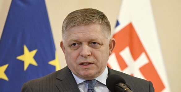 Na snímke predseda vlády SR Robert Fico (Smer-SD)