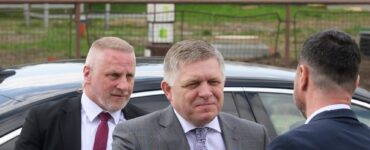 predseda vlády SR Robert Fico (Smer-SD)